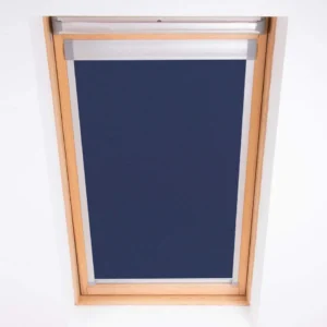 Bloc Blinds blackout ruloo Velux aknale eestvaates